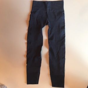 Lululemon ebb to flow pant